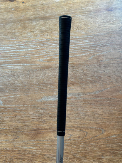 Taylormade M1 Driver (9.5°) / Fujikura Speeder 65 X shaft (xtra stiff)