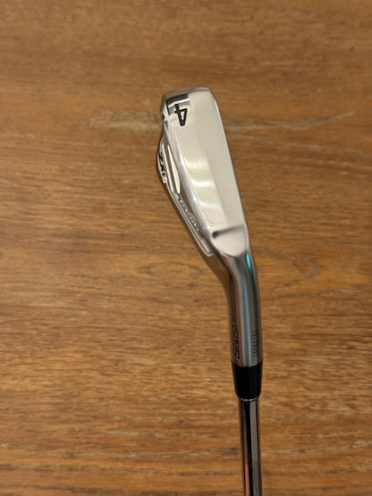 *MINT* Srixon ZXi5 Forged '25 4-Iron / Dynamic Gold MID R300 shaft (regular)
