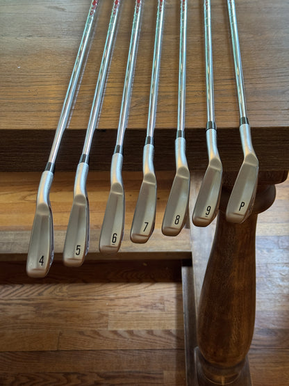 Srixon ZXi4 ‘25 Forged Iron Set +1/2” (4-PW) / N.S. Pro Modus3 Tour120 shafts (stiff)