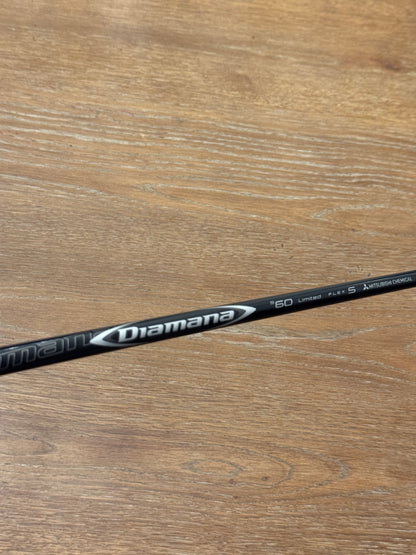 Taylormade Qi35 Driver (10.5°) / Diamana Limited 60 S shaft (stiff)