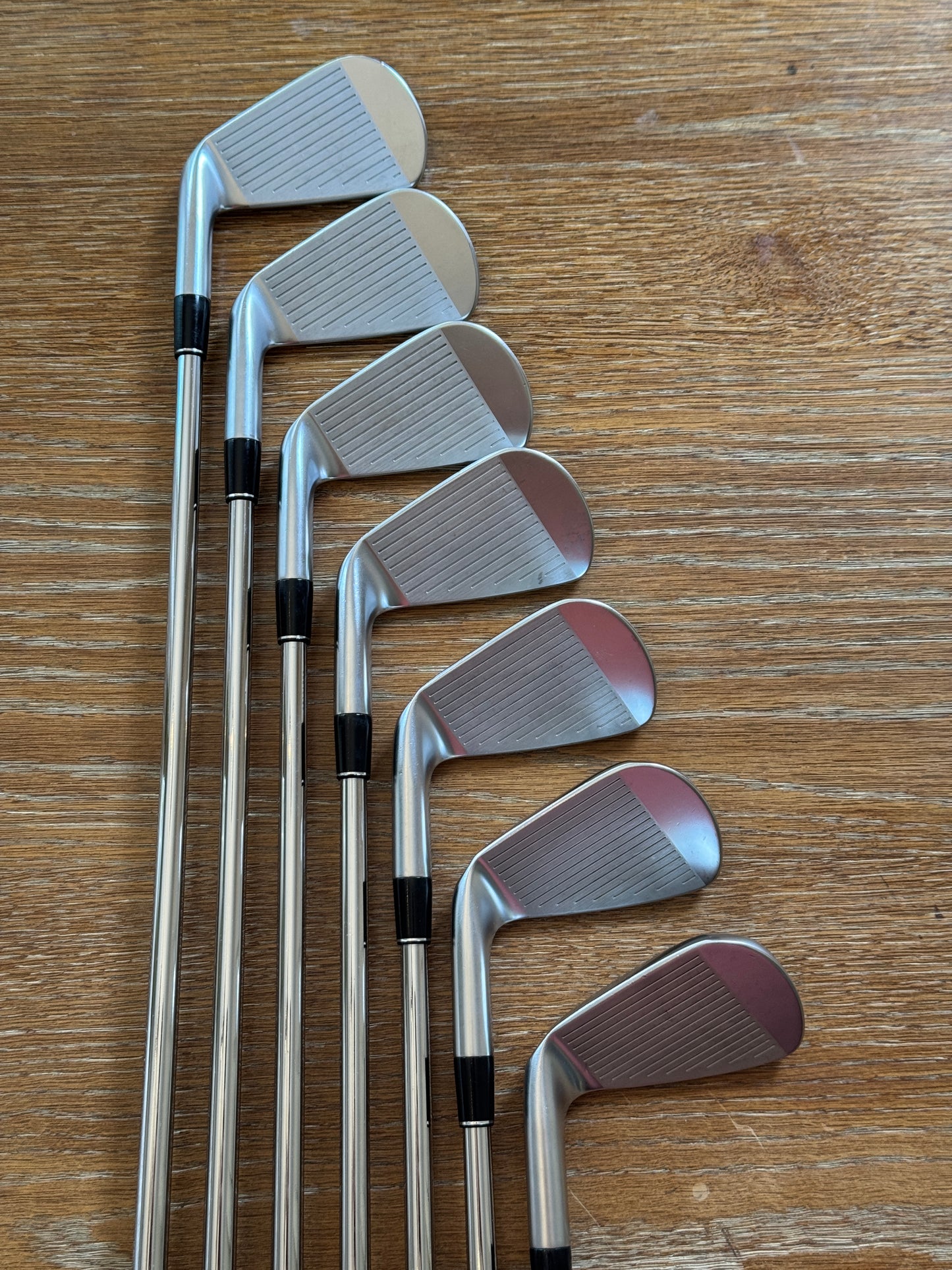 *MINT* Srixon ZXi7 Forged ‘25 Iron Set (4-PW) / Project X LZ 6.0 120g shafts (stiff)