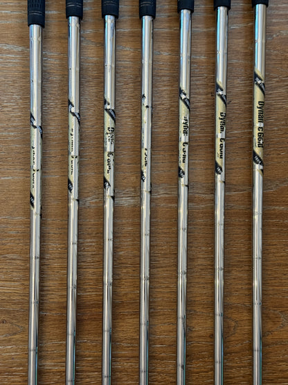 Titleist 714 CB Iron Set (4-PW) / Dynamic Gold S400 shafts (stiff)