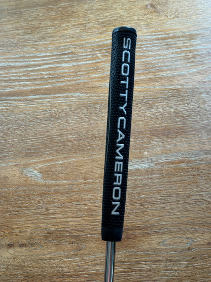 Scotty Cameron Super Select Newport+ Putter (33”)