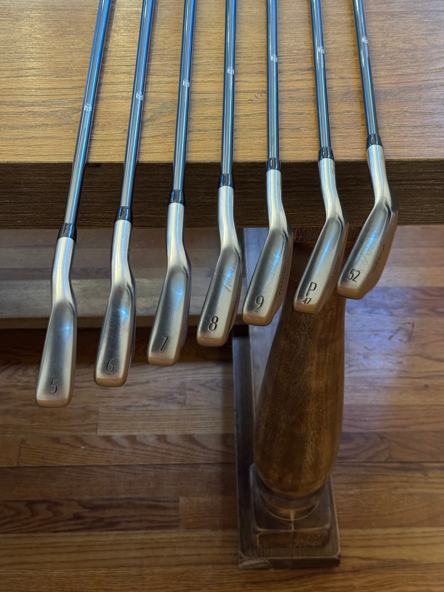 Titleist T250* ‘25 Forged Iron Set +1/2” (5-GW) / Mitsubishi MMT 65 R shafts (regular)