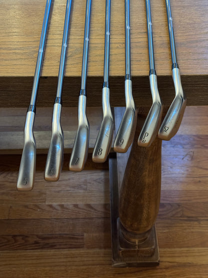 Titleist T250* ‘25 Forged Iron Set +1/2” (5-GW) / Mitsubishi MMT 65 R shafts (regular)