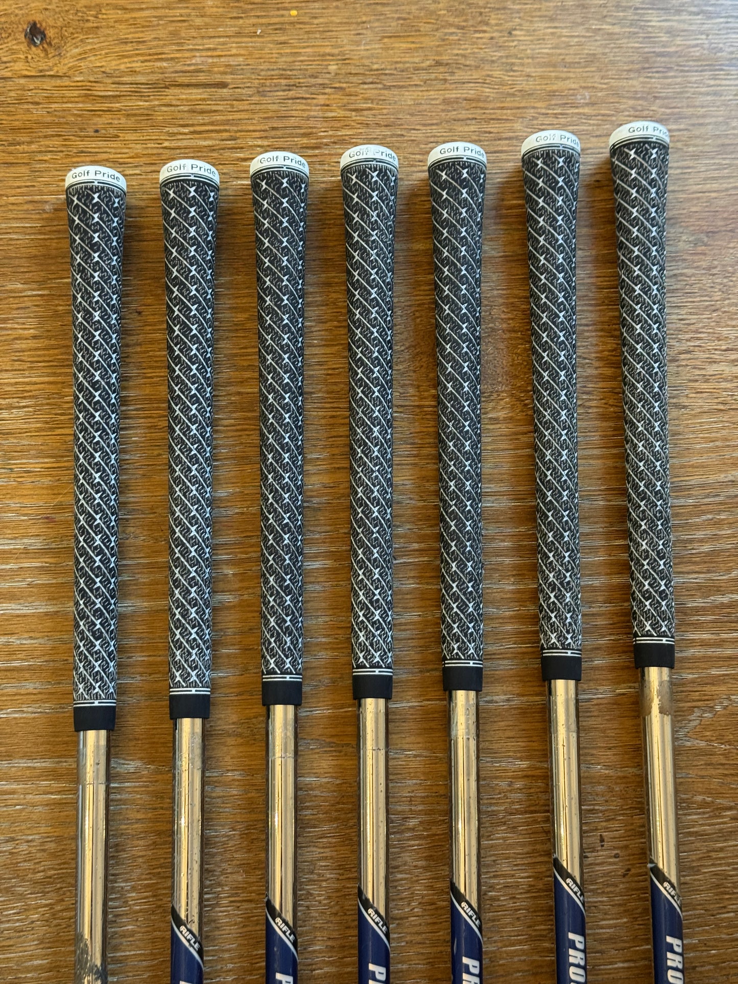 Taylormade P790 Iron Set (4-PW) / Project X 5.5 shafts (regular+)