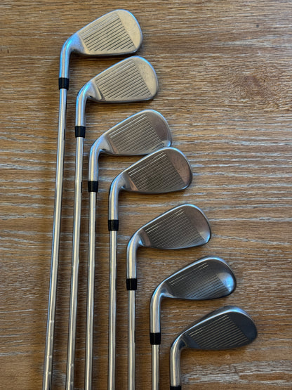 Callaway Rogue X Iron Set (5-GW) / True Temper XP 95 R300 shafts (regular)