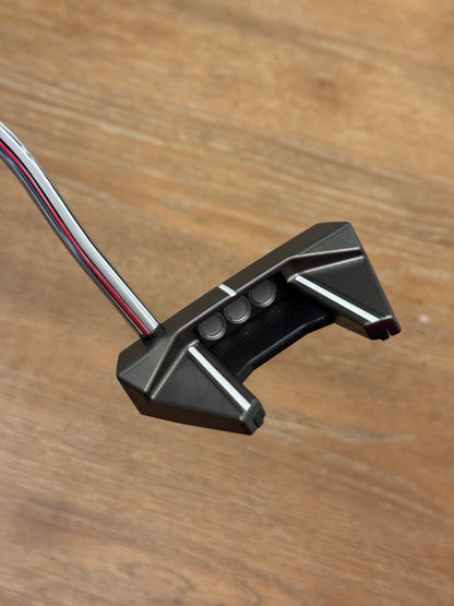 Scotty Cameron Black Phantom 7 Limited Putter (34”)