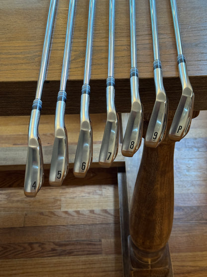 *MINT* Srixon ZXi7 Forged ‘25 Iron Set (4-PW) / Project X LZ 6.5 125g shafts (xtra stiff)