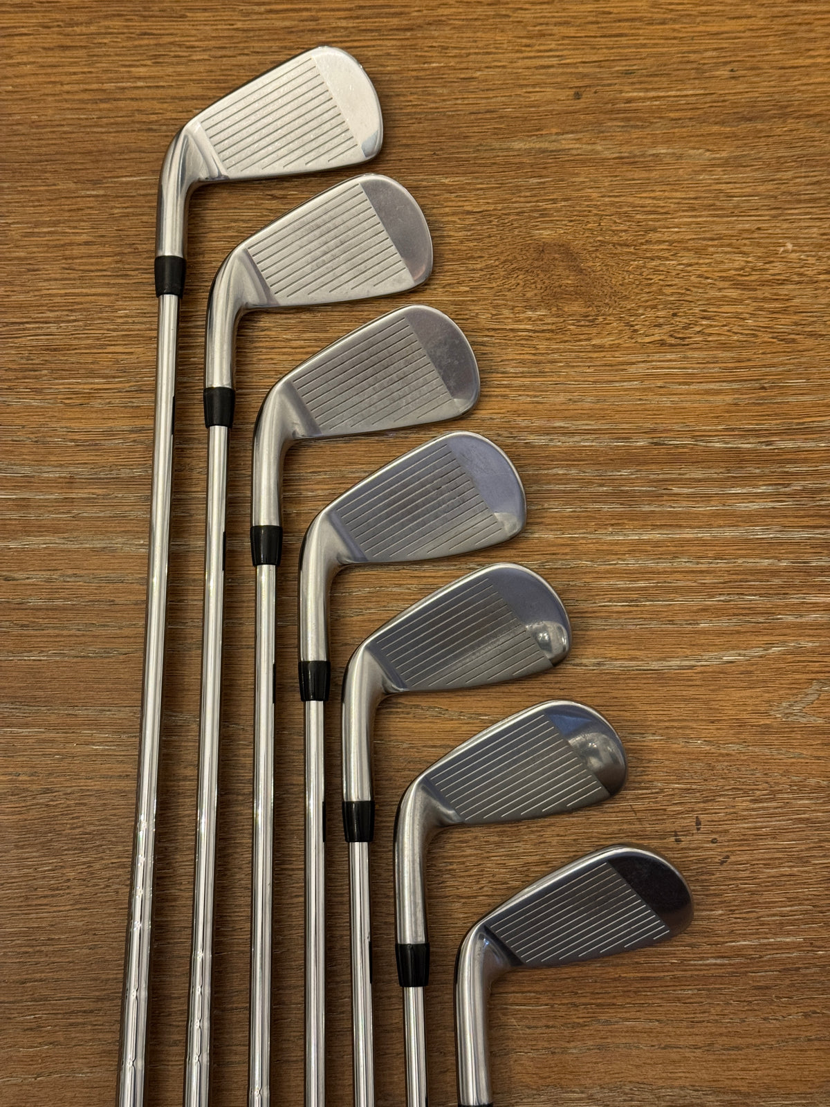 Titleist 718 AP3 Iron Set +1/2” (5-GW) / AMT Red S300 shafts (stiff)