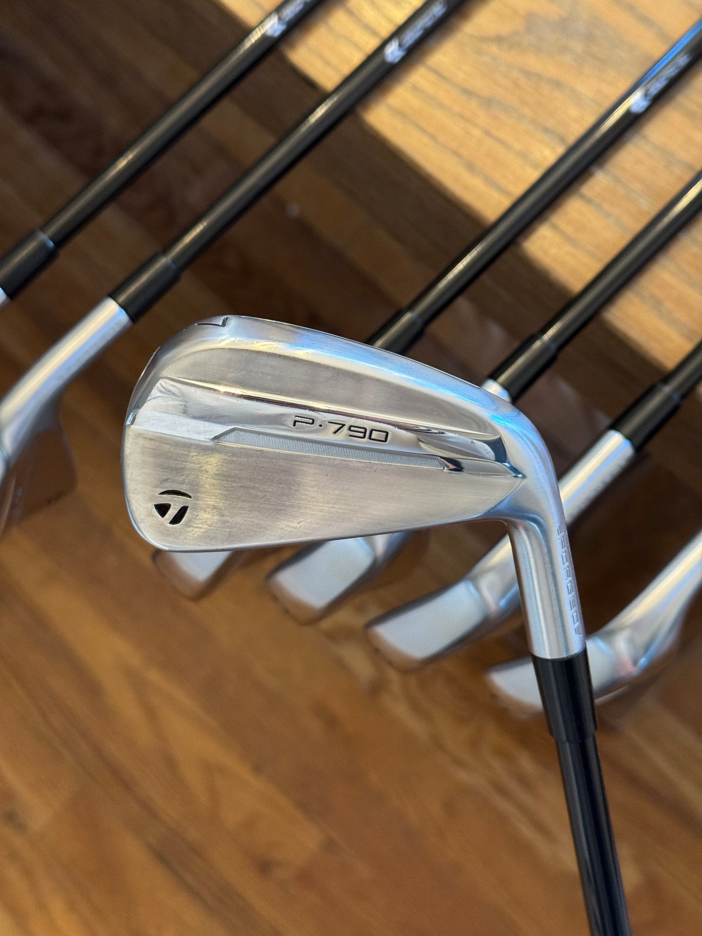 *MINT* Taylormade P790 ‘25 Iron Set (5-AW) / MMT 105 S shafts (stiff)
