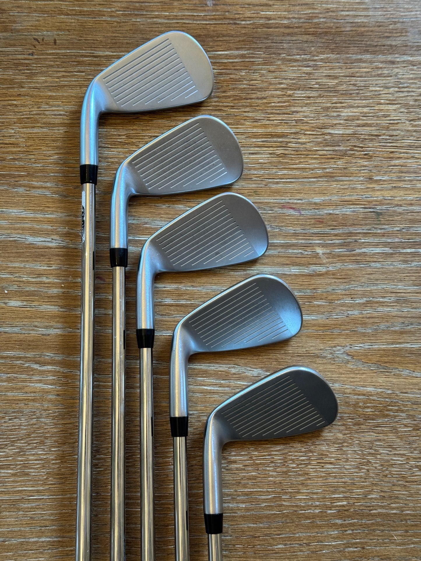 Mizuno JPX 923 Hot Metal Pro Iron Set (6-PW) / Project X LZ 5.5 115g shafts (regular +)
