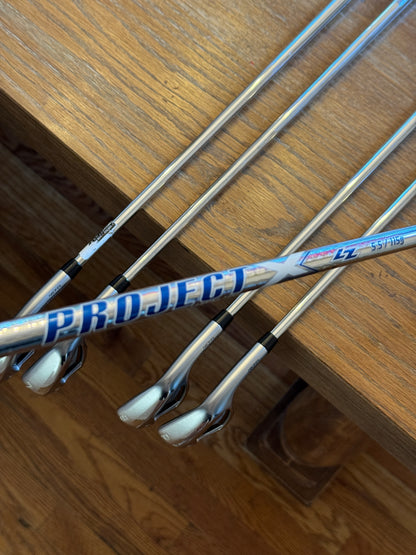 Mizuno JPX 923 Hot Metal Pro Iron Set (6-PW) / Project X LZ 5.5 115g shafts (regular +)