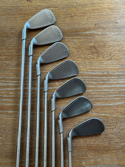 Ping G5 Iron Set (4-PW) / Stiff steel shafts