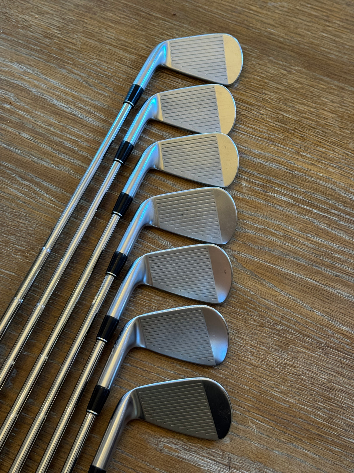 Srixon ZXi7 Forged ‘25 Iron Set (4-PW) / Dynamic GOLD MID 115 S300 shafts (stiff)