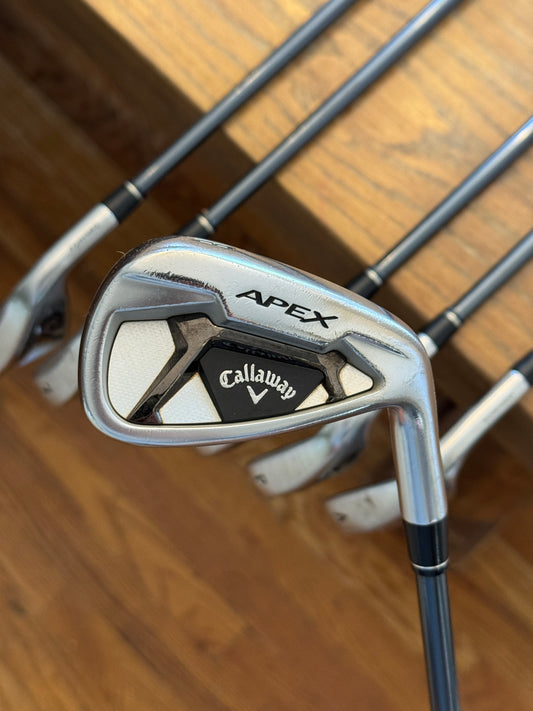 Callaway Apex 21 Iron Set (6-GW) / UST Mamiya Recoil Dart F2 75 shafts (senior)