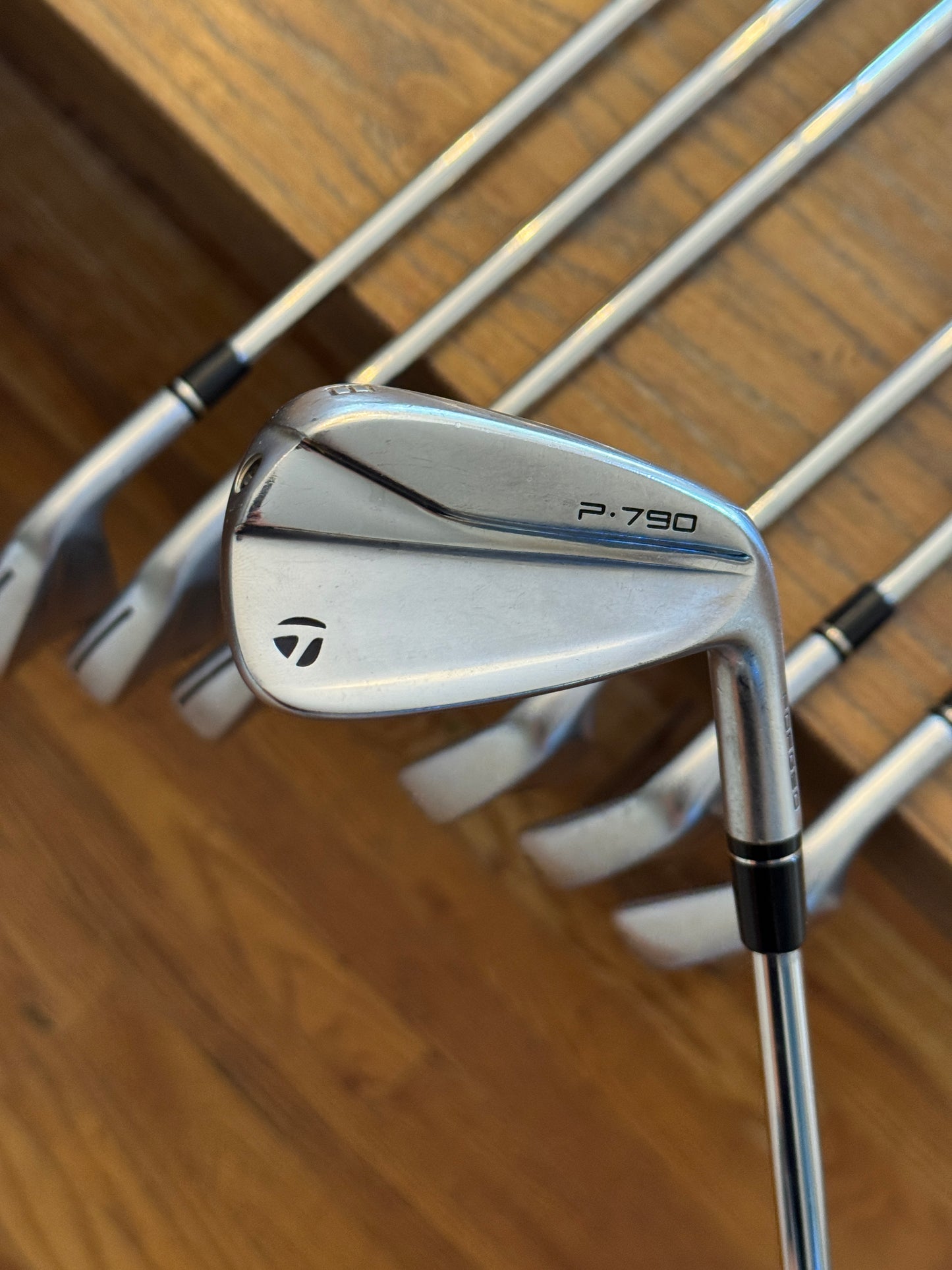 Taylormade P790 ‘21 Iron Set -1” (5-AW) / KBS TOUR X shafts (xtra stiff)