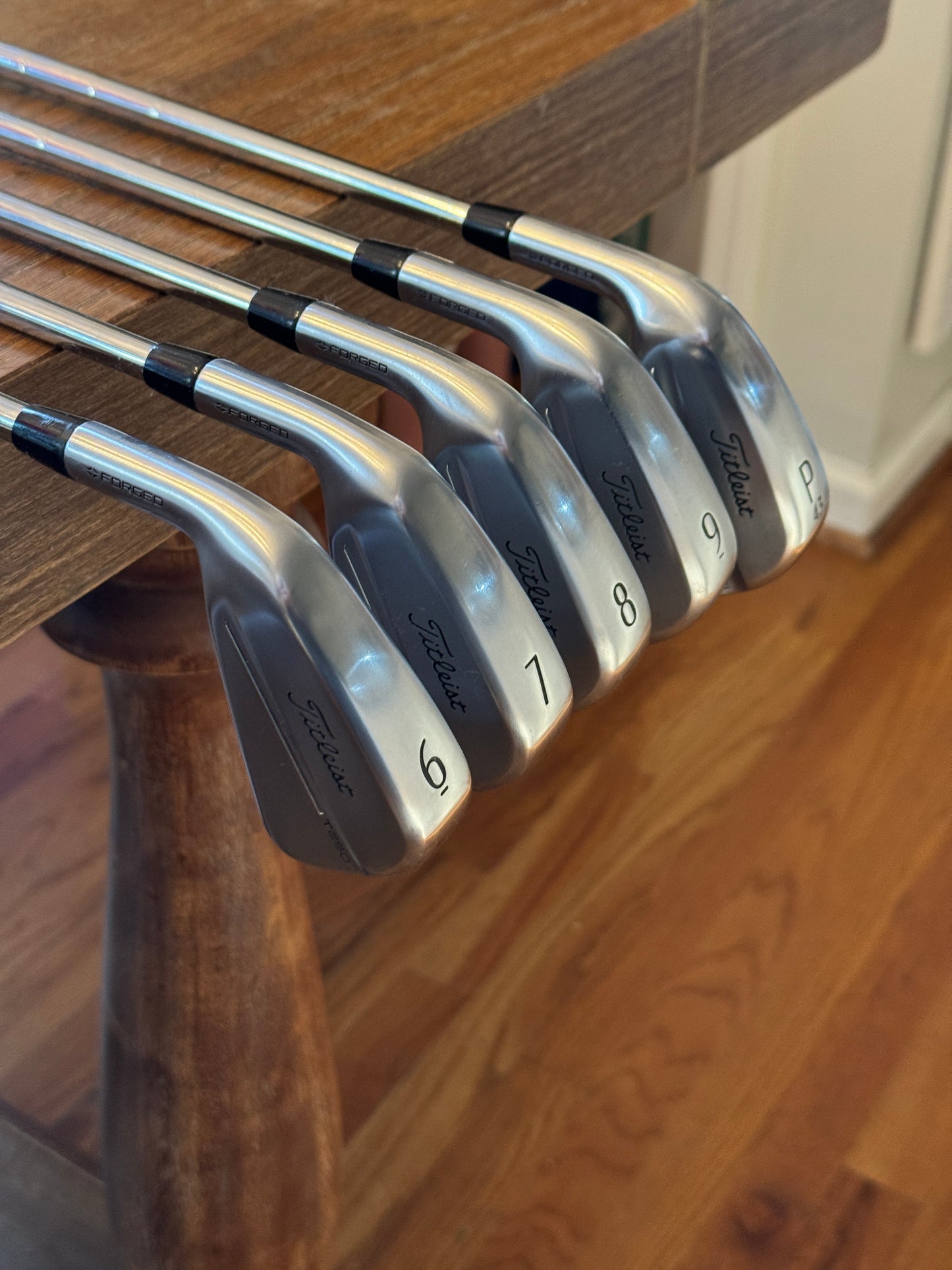 Titleist T250 Forged ‘25 LH Iron Set (6-PW) / KBS Tour LITE S shafts (stiff)