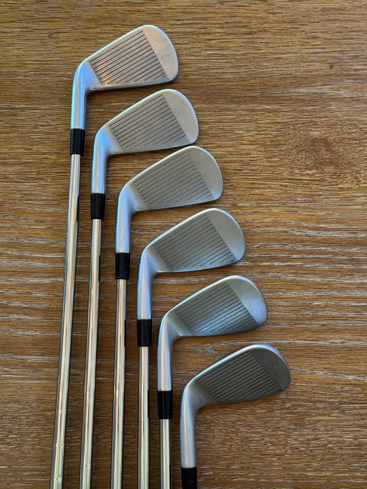 Taylormade P790 ‘23 Forged Iron Set (5-PW) / Dynamic Gold 105 S300 shafts (stiff)