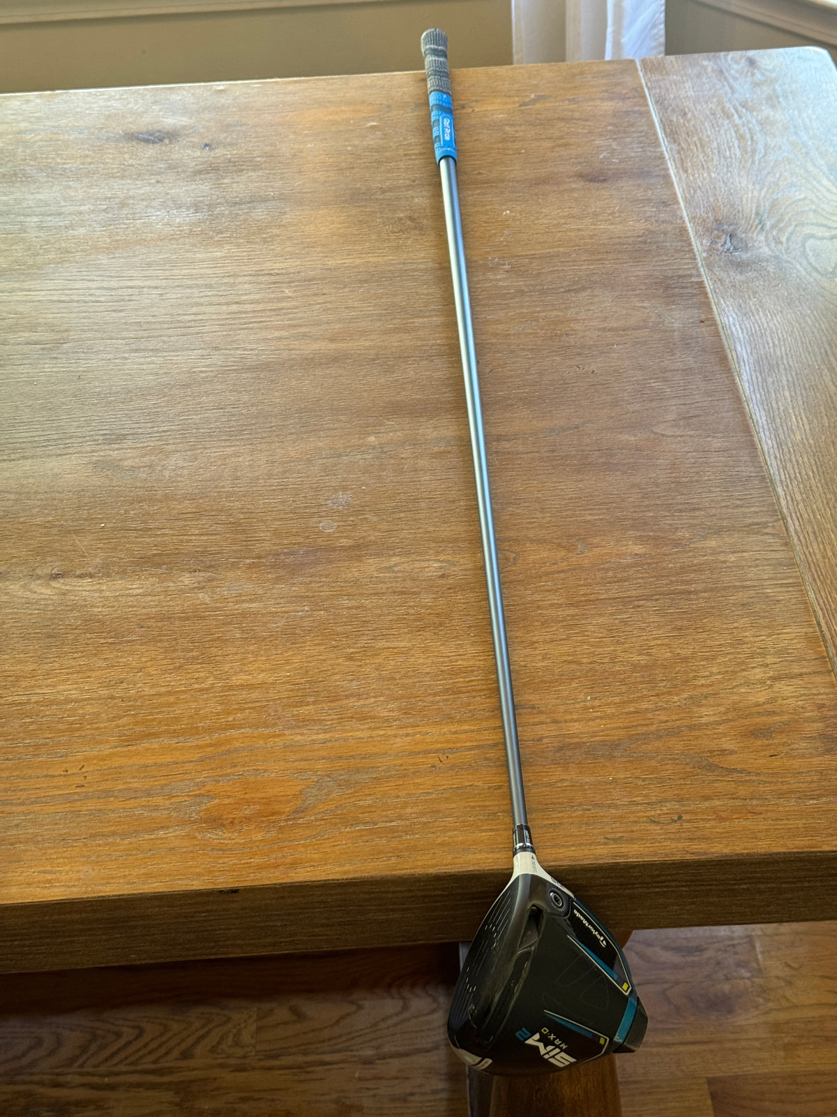 Taylormade Sim2 MAX D Driver (10.5°) / HZRDUS Smoke 6.5 70g shaft (stiff)