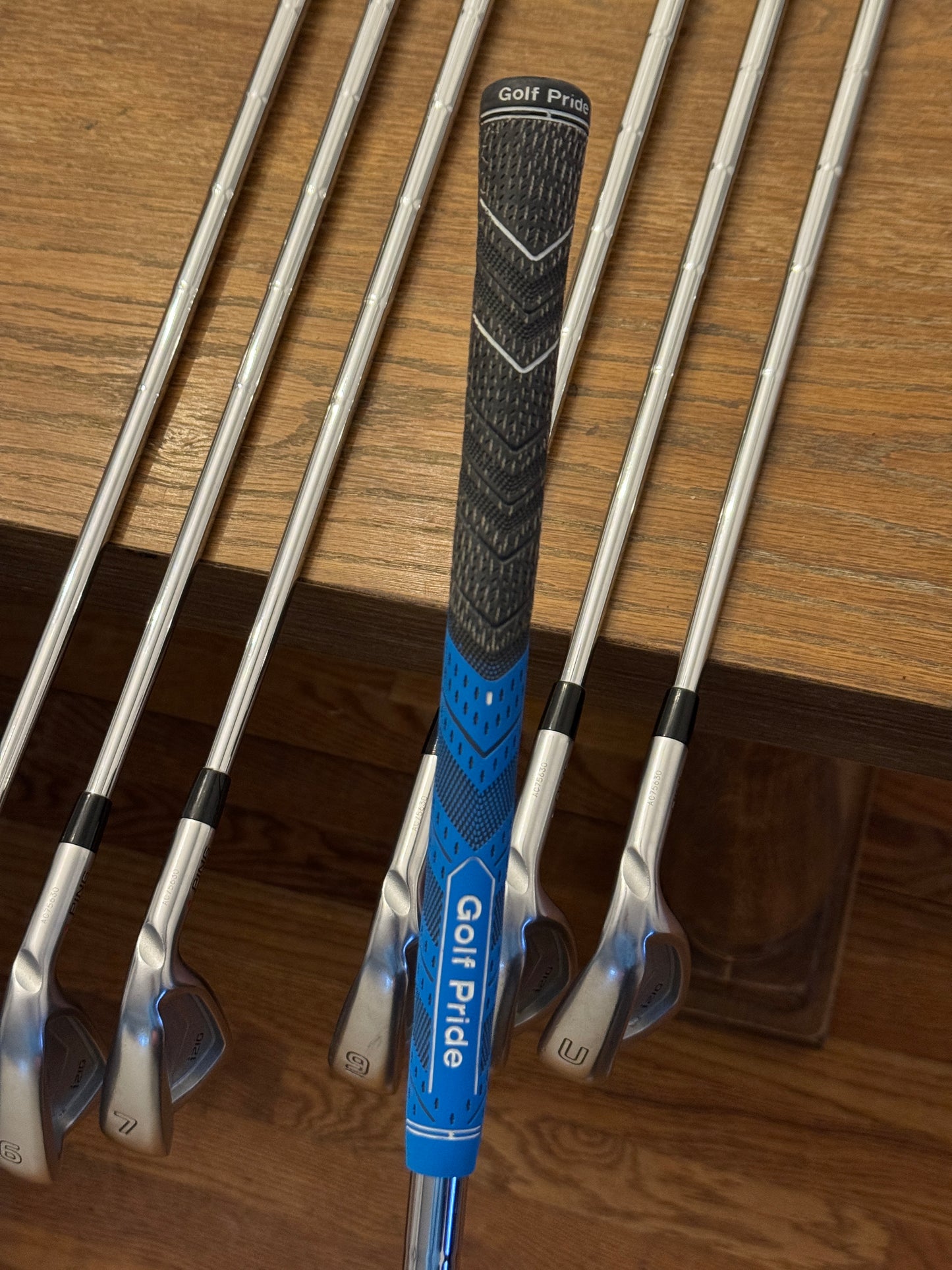 Ping i210 Iron Set (5-UW) / Dynamic Gold X100 shafts (xtra stiff)