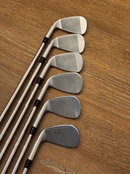 Ping i540 Iron Set +1/2” (6-UW) / AWT 3.0 R shafts (regular)