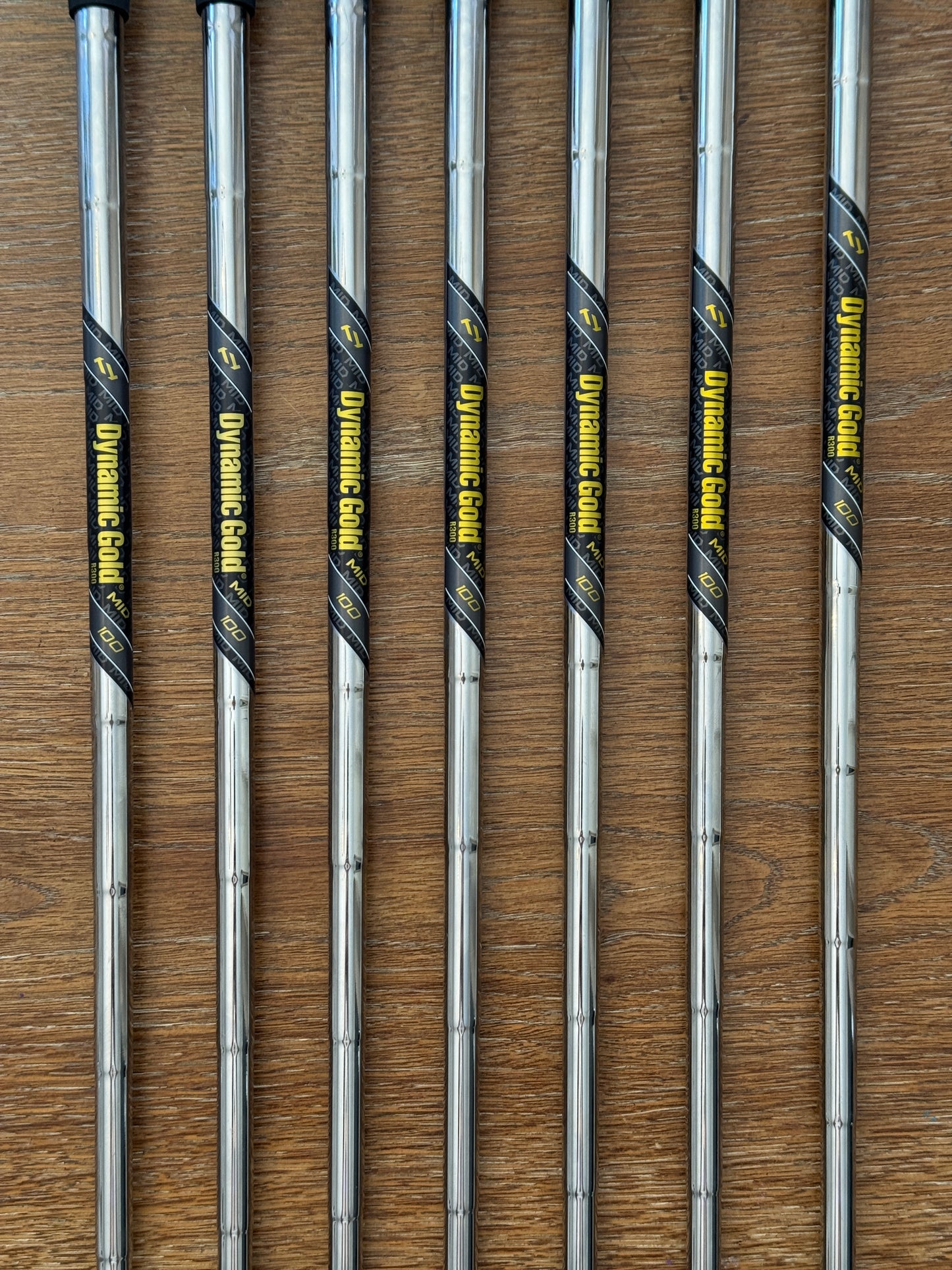 *MINT* Srixon ZXi7 Forged '25 Iron Set (4-PW) / Dynamic Gold MID R300 shafts (regular)