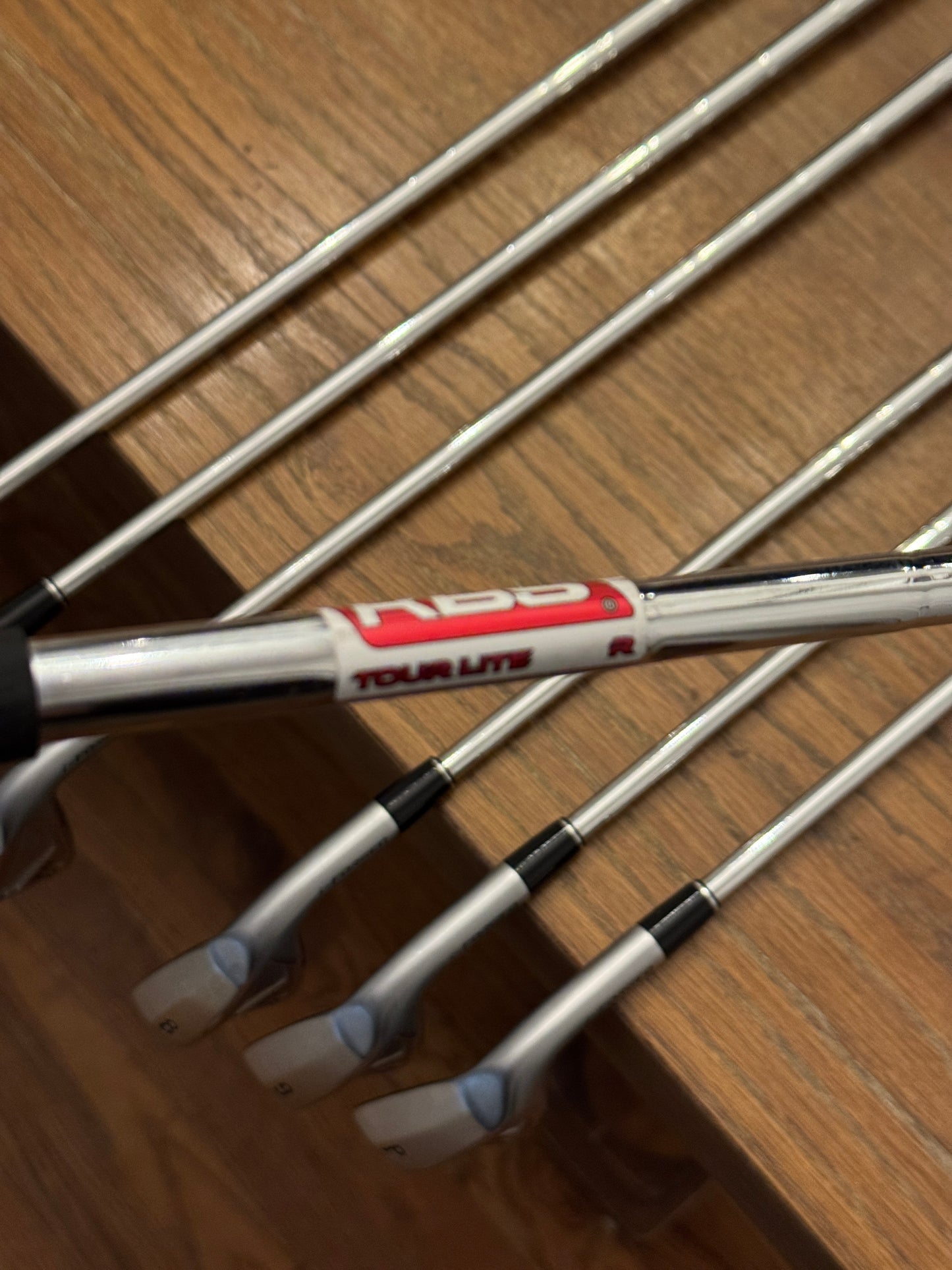 Srixon ZXi4 Forged ‘25 Iron Set (4-PW) / KBS Tour Lite R shafts (regular)