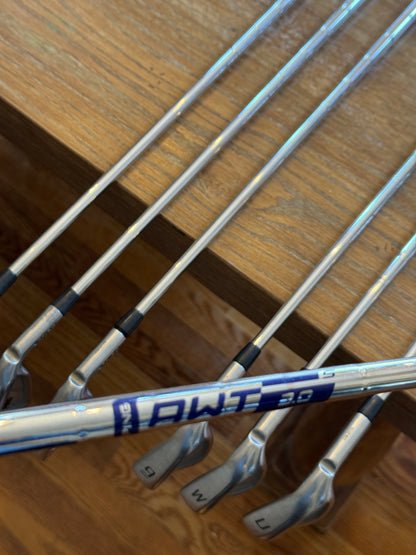 Ping i Iron Set (5-UW) / AWT 2.0 S shafts Stiff