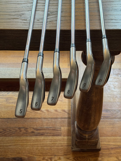 Callaway XR Pro Iron Set (5-PW) / Stiff steel shafts