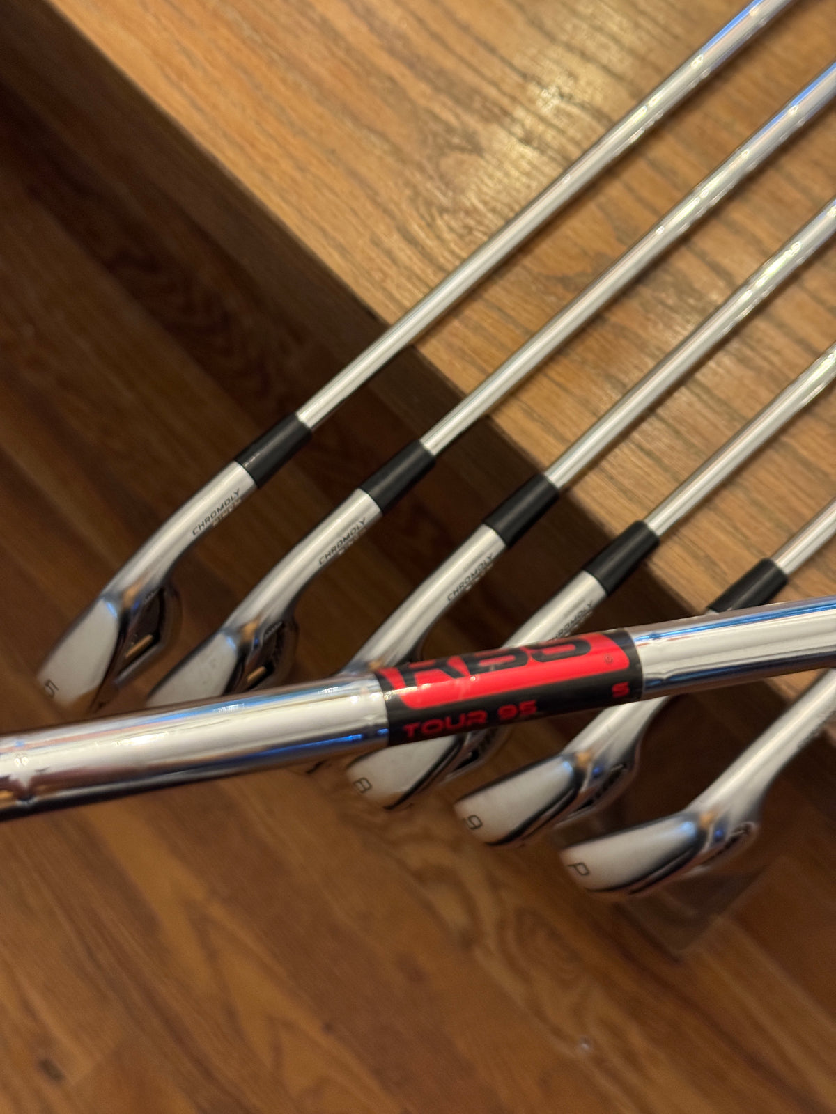 Mizuno JPX 919 Hot Metal Pro Iron Set (4-PW) / KBS TOUR 95 S shafts (stiff)
