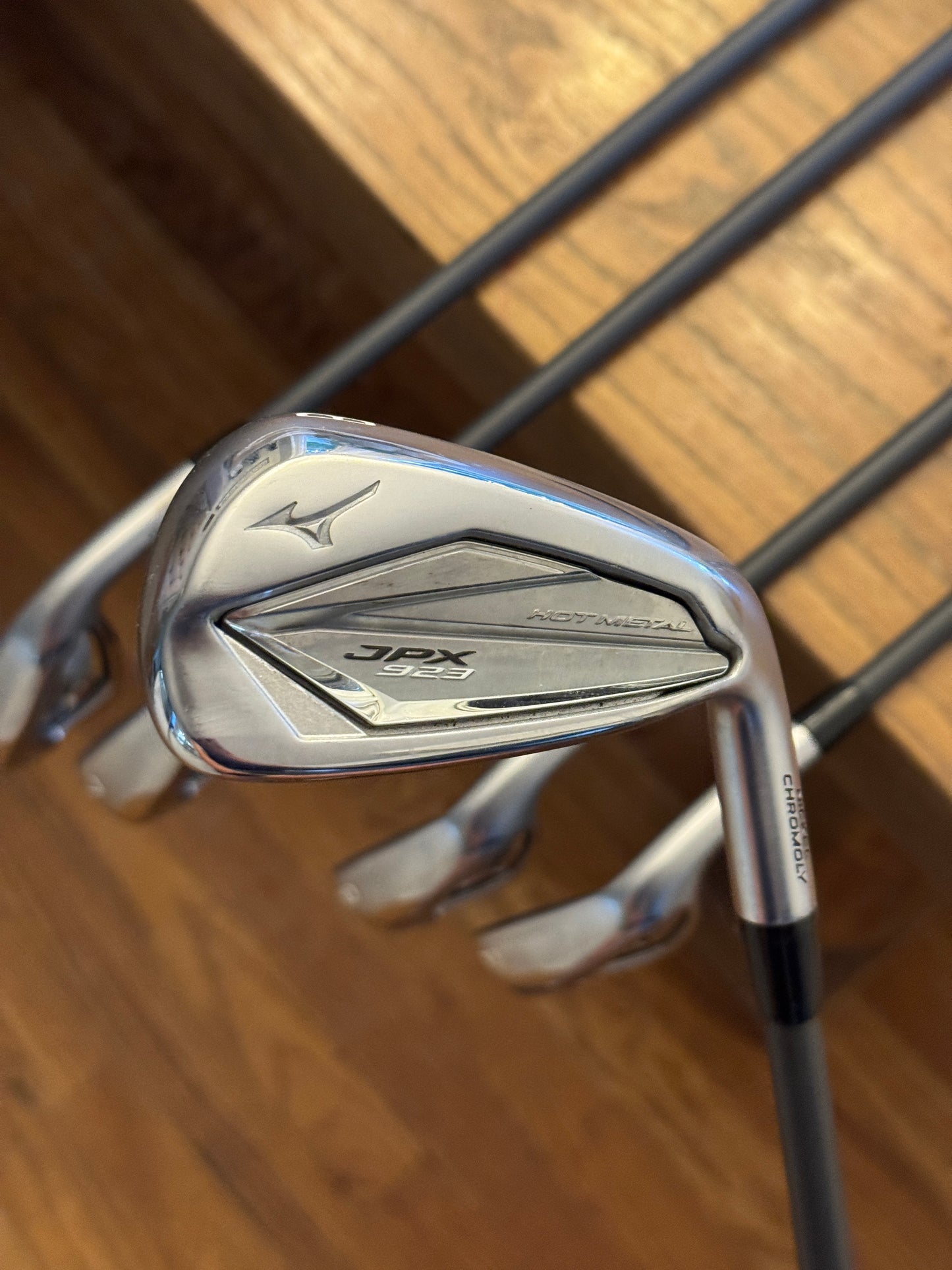 Mizuno JPX 923 Iron Set (6-PW) / Fujikura Pro 95 R shafts (regular)