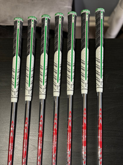 Taylormade P7MC/P770 Iron Set (4-PW) / N.S. Pro Modus3 Tour120 X shafts Xtra stiff