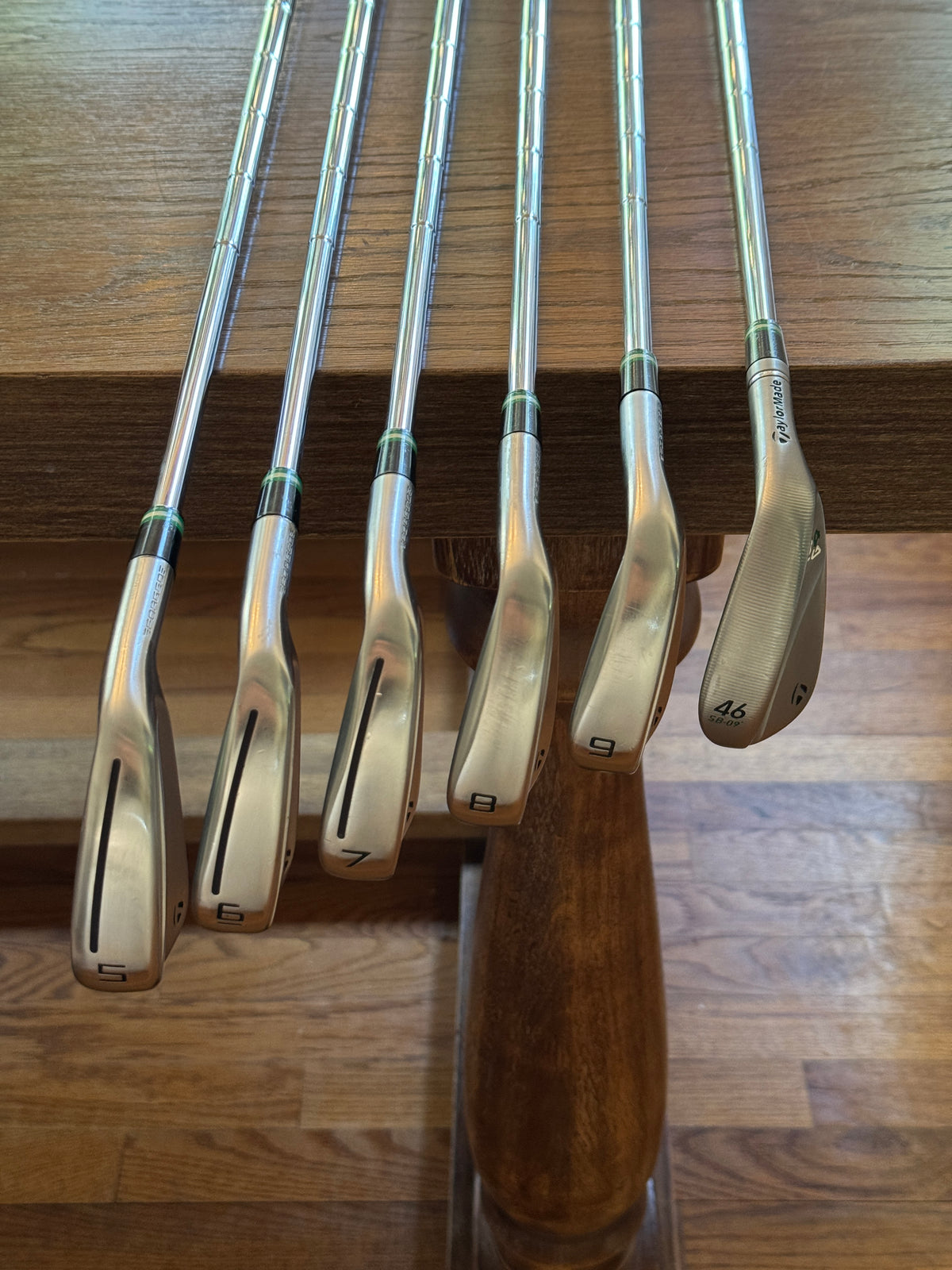 Taylormade P790 ‘25 Forged Iron Set (5-PW) / Dynamic Gold MID S300 shafts (stiff)