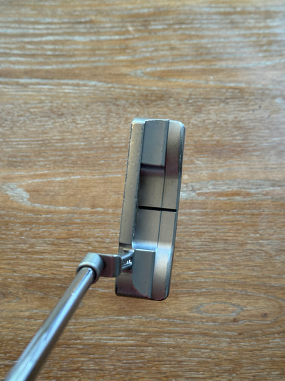 Scotty Cameron Super Select Newport+ Putter (33”)