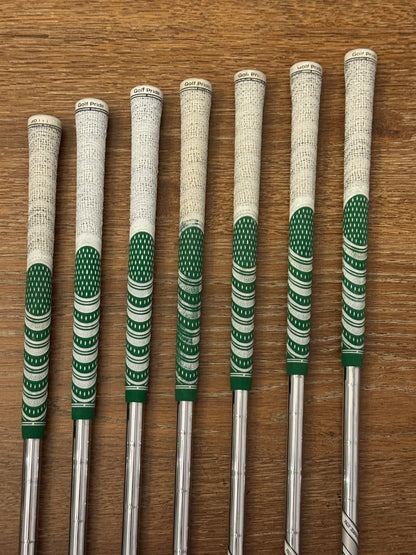 Titleist T100S Iron Set / AMT Tour White X100 shafts Xtra Stiff