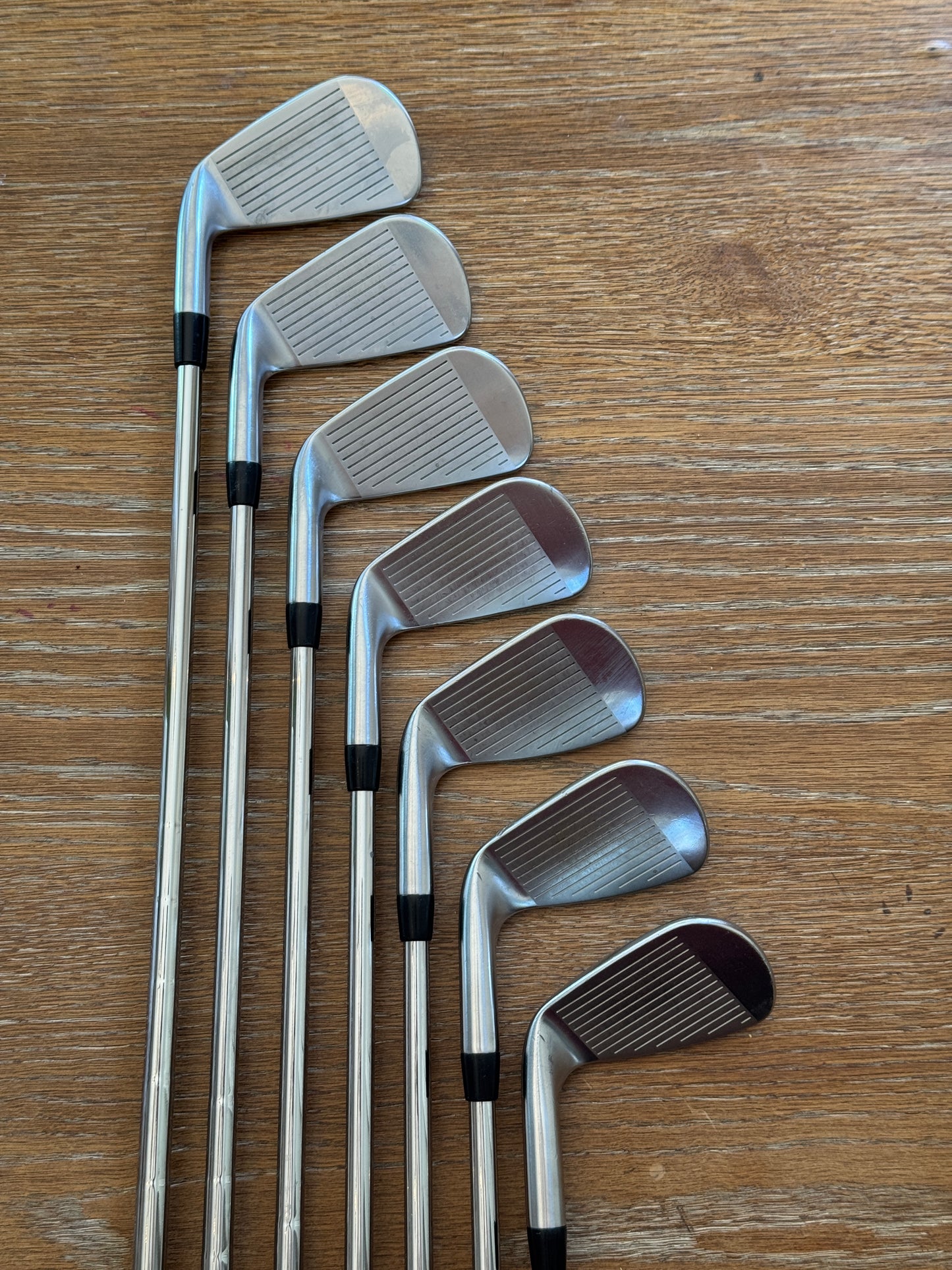 Titleist T100 Iron Set (4-PW) / N.S. Pro Modus3 Tour105 S shafts (stiff)