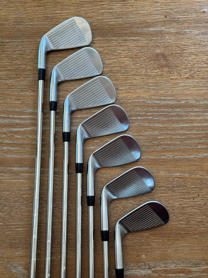 Titleist T100 Iron Set (4-PW) / N.S. Pro Modus3 Tour105 S shafts (stiff)