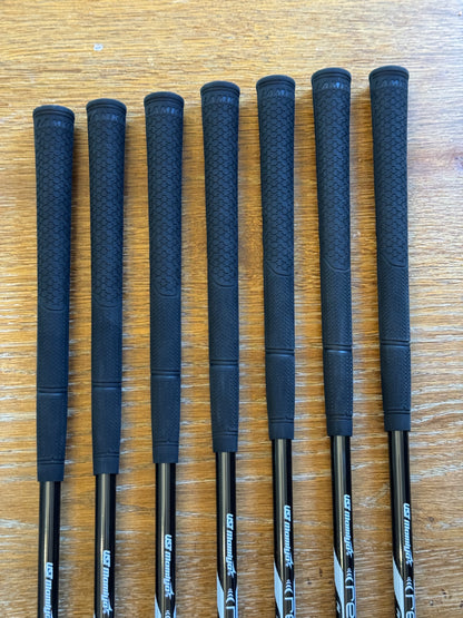PXG 0311 P Gen6 Black Iron Set (4-PW) / UST Mamiya Recoil f4 75 shafts (stiff)