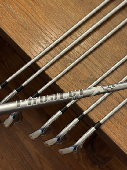 Mizuno Pro 223 Iron Set (4-PW) / Project X LS 6.5 125g shafts (xtra stiff)