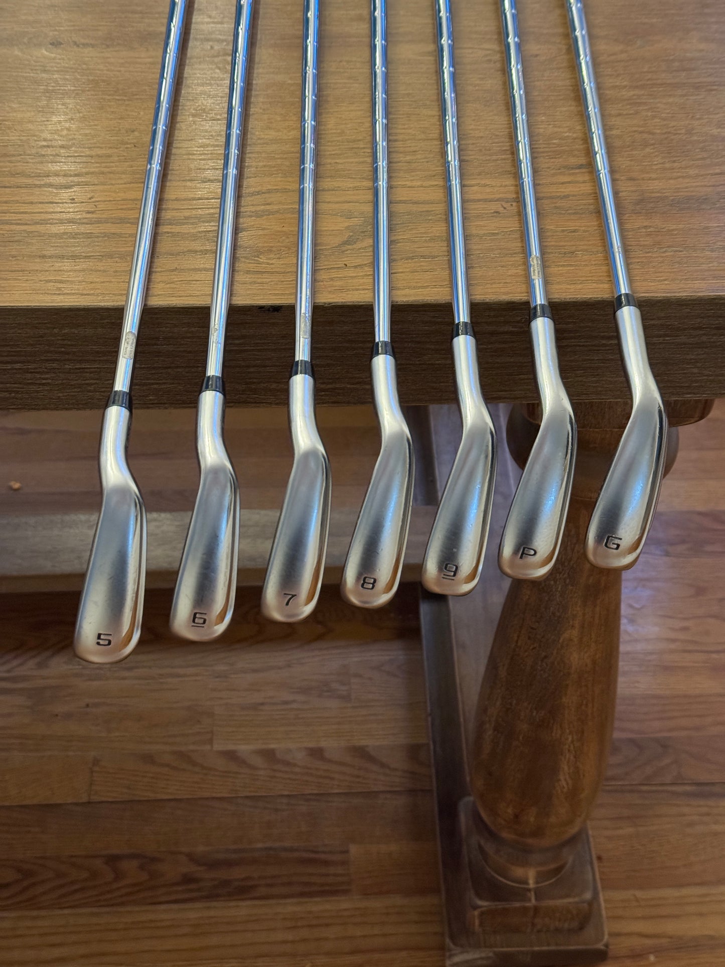Cobra King Radspeed One-Length Iron Set (5-GW) / KBS Tour 80/90/120 S combo shafts (stiff)