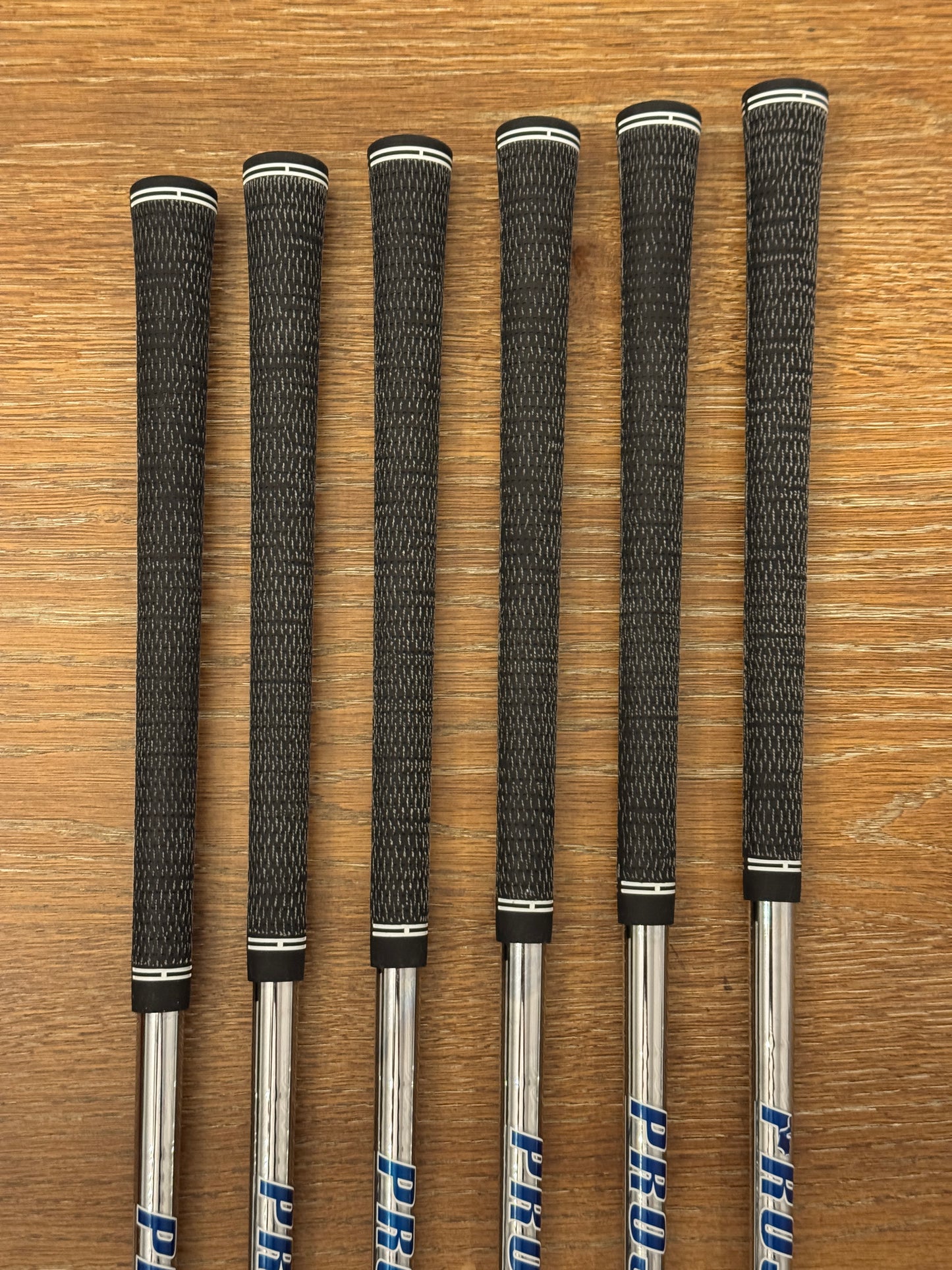 Titleist 718 AP3 Iron Set (5-PW) / Project X LZ 5.5 115g shafts (regular)