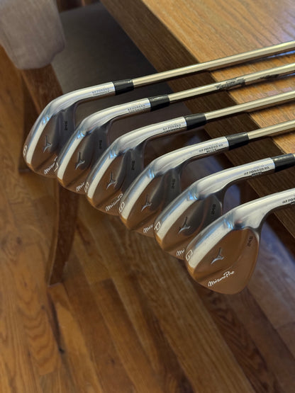 Mizuno Pro 245 Iron Set (6-GW) / Recoil 95 F3 shafts (regular)