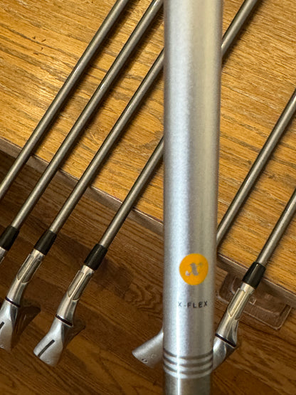 Taylormade Stealth Iron Set (4-PW) / Steelfiber i125 X shafts (xtra stiff)